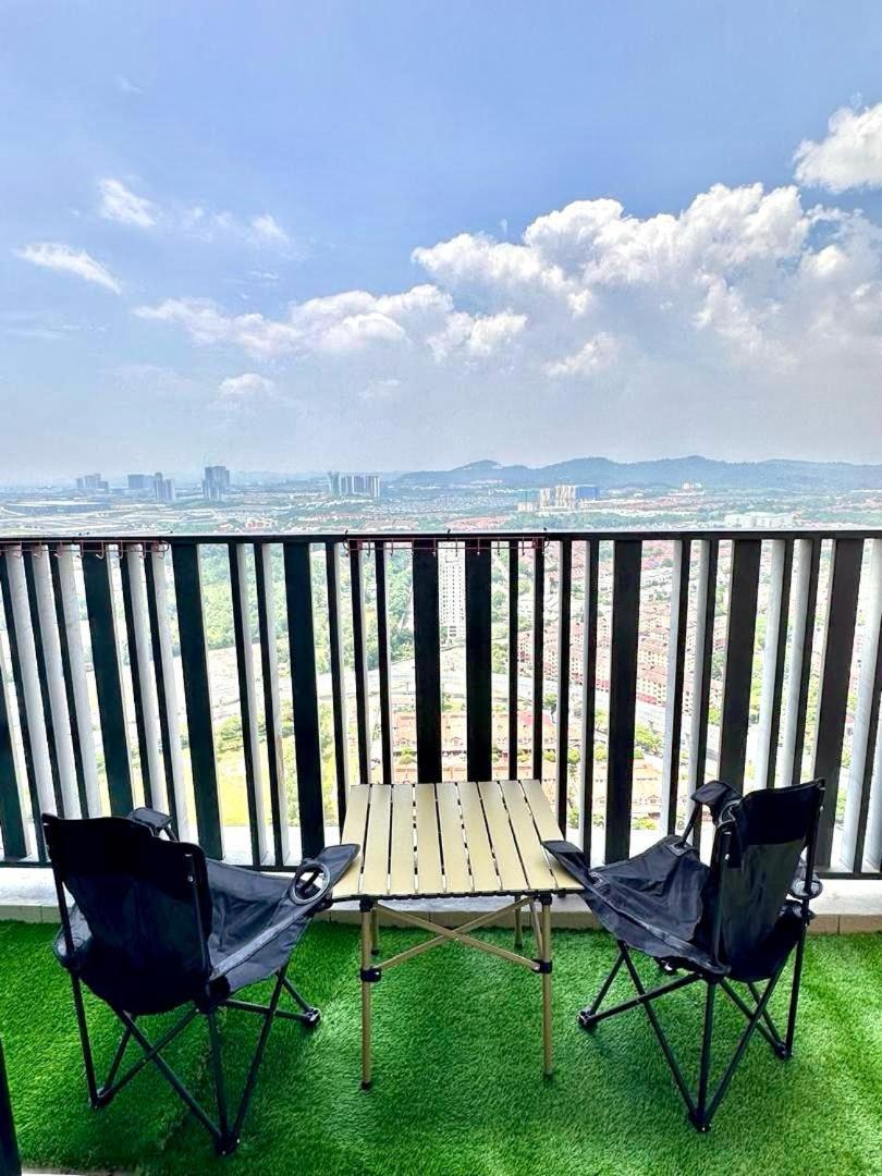 Bright & Cozy Loft In I-city, 2-4pax Pangsapuri *